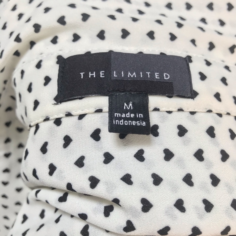THE LIMITED Heart Pattern White Black Button Down Y-Neck Blouse M - Picture 6 of 7